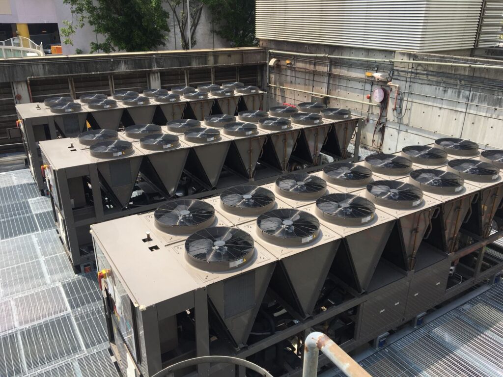 Construction chiller